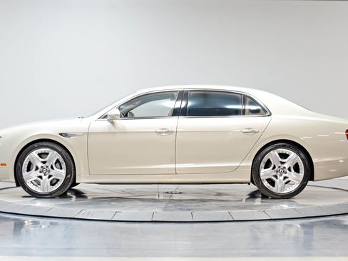 Used 2015 Bentley Flying Spur W12 AWD/4WD image 51