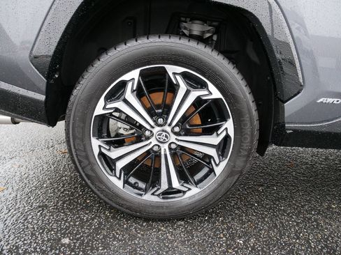 Used 2025 Toyota RAV4 XSE image 12