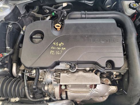 Used 2021 Chevrolet Malibu LT FWD image 30