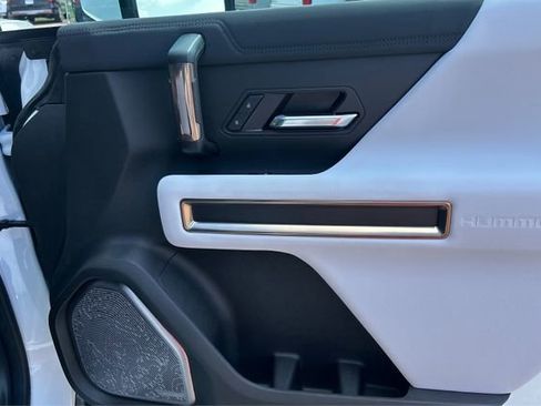 New 2025 GMC Hummer EV 3X image 16