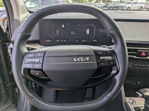 Certified 2026 Kia Sportage SX FWD image 31