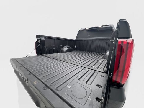 Used 2023 Toyota Tundra SR5 AWD/4WD image 12