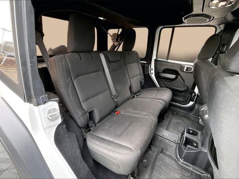 Used 2020 Jeep Wrangler Unlimited Sport S image 17