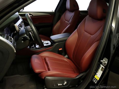 Certified 2023 BMW X4 xDrive30i w/ Premium Package image 10