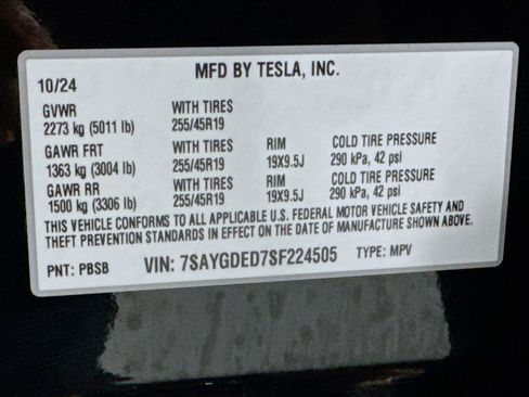 Used 2025 Tesla Model Y Long Range image 23