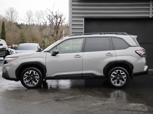Used 2025 Subaru Forester Premium w/ Convenience Package #1 image 7