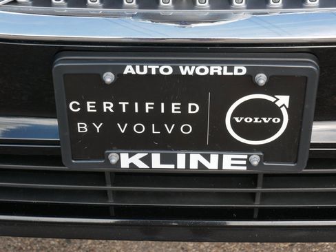 Certified 2023 Volvo XC90 B6 Ultimate w/ Lounge Package AWD/4WD image 14