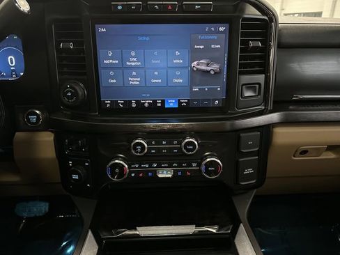 Used 2023 Ford F450 Lariat w/ Lariat Ultimate Package image 9