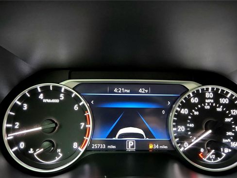 Used 2024 Nissan Sentra SV image 26