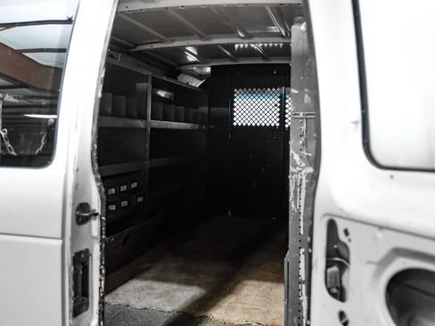 Used 2011 Ford E-150 and Econoline 150 RWD image 38