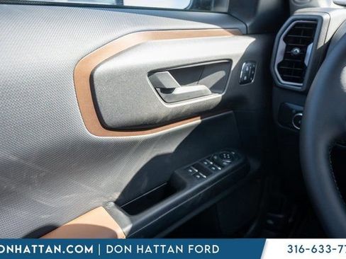 New 2026 Ford Bronco Sport Outer Banks w/ Sasquatch Outer Banks Package AWD/4WD image 16