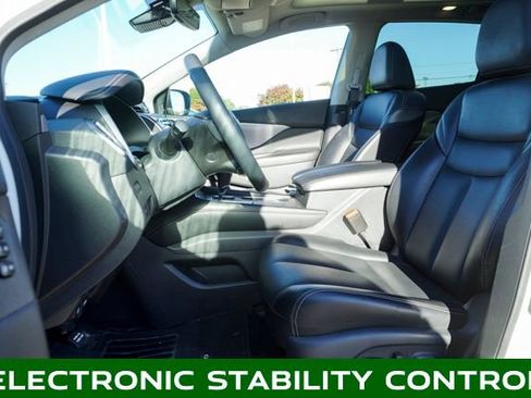 Used 2024 Nissan Murano SL image 17