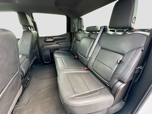 Used 2025 GMC Sierra 1500 SLT RWD image 23