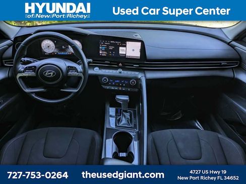 Used 2023 Hyundai Elantra SEL w/ Convenience Package FWD image 14