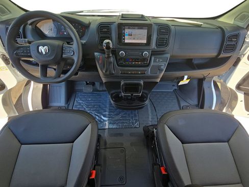 New 2025 RAM ProMaster 1500 w/ Convenience Group FWD image 9