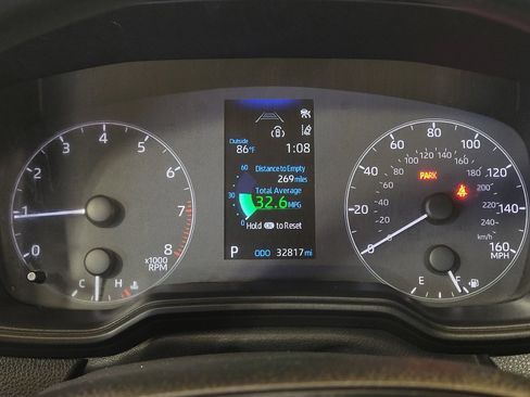 Used 2025 Toyota Corolla LE FWD image 23