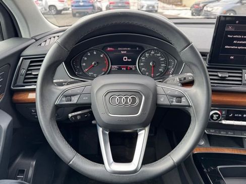 Used 2023 Audi Q5 2.0T Premium w/ Convenience Package image 14