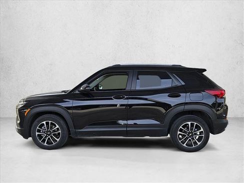 Used 2025 Chevrolet TrailBlazer LT image 8