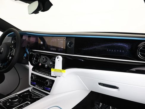 New 2025 Rolls-Royce Spectre w/ Spectre Launch Package AWD/4WD image 25