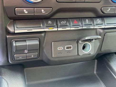 Used 2021 Chevrolet Silverado 1500 RST AWD/4WD image 19