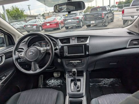 Used 2019 Nissan Sentra SV FWD image 14