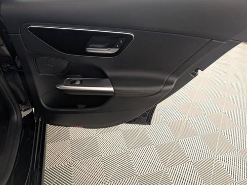 Used 2024 Mercedes-Benz C 300 Sedan image 30