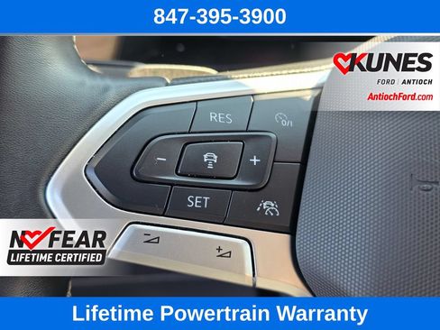 Used 2024 Volkswagen Atlas SE AWD/4WD image 28