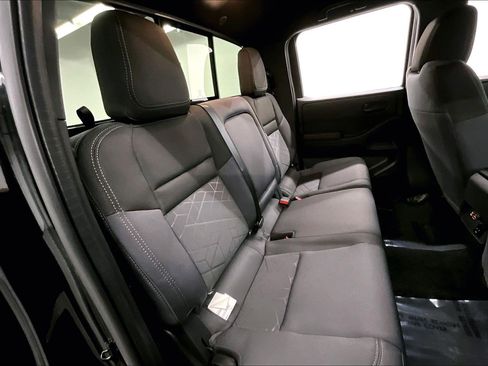 New 2026 Nissan Frontier SV w/ SV Convenience Package AWD/4WD image 33
