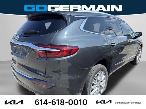 Used 2021 Buick Enclave Essence w/ Sound and Sites Package FWD image 4
