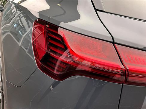 Used 2024 Audi Q8 e-tron Prestige w/ Prestige Package image 28