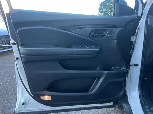 Used 2022 Honda Passport Elite image 22