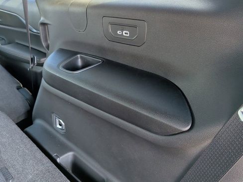 New 2025 Jeep Grand Cherokee L Altitude image 45