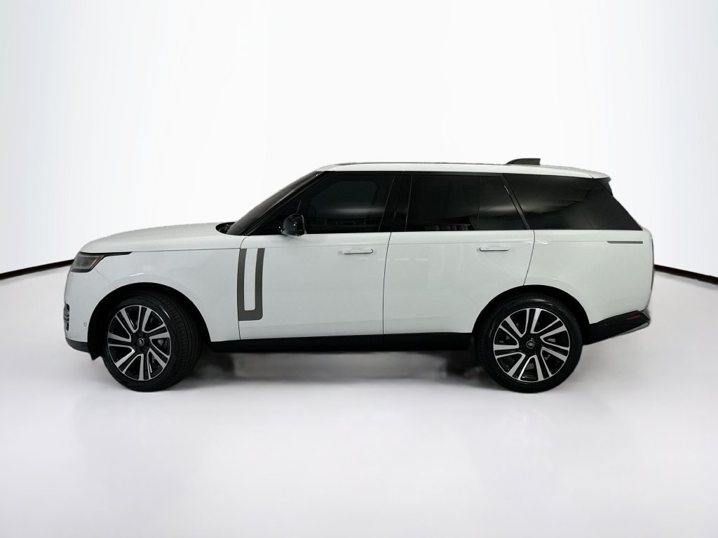 Used 2023 Land Rover Range Rover SE AWD/4WD image 8