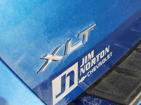 Used 2020 Ford Explorer XLT image 14