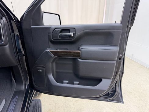 Used 2022 GMC Sierra 1500 Elevation w/ Preferred Package AWD/4WD image 8