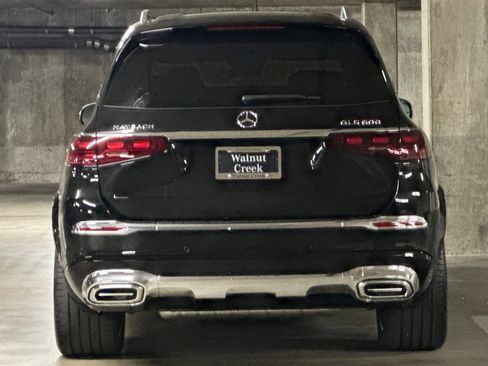 New 2026 Mercedes-Benz Maybach GLS 600 4MATIC image 9