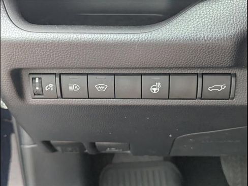 Used 2023 Toyota RAV4 XLE Premium image 47