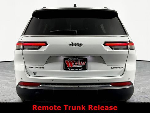Used 2023 Jeep Grand Cherokee L Limited AWD/4WD image 5
