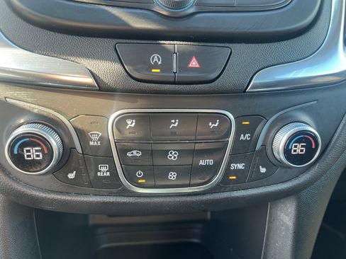 Certified 2024 Chevrolet Equinox LT image 8