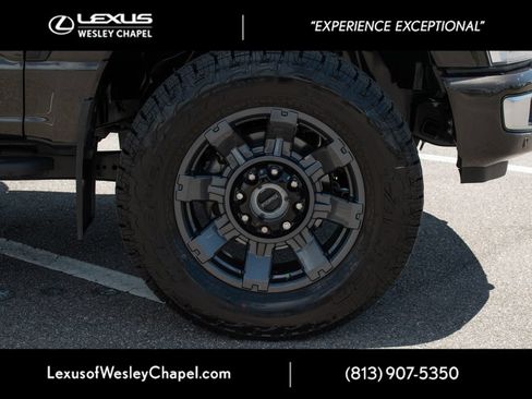 Used 2024 Ford F250 Lariat w/ Lariat Ultimate Package AWD/4WD image 3