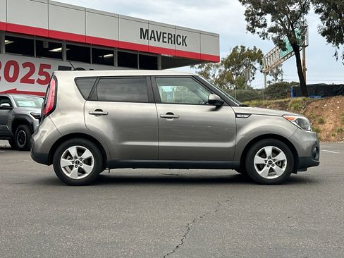 Used 2018 Kia Soul image 6