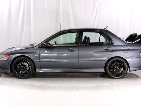 Used 2006 Mitsubishi Lancer Evolution IX image 8