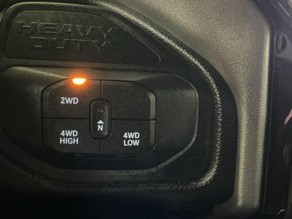 Used 2025 RAM 2500 Big Horn AWD/4WD image 35