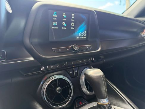 Used 2017 Chevrolet Camaro LT image 21