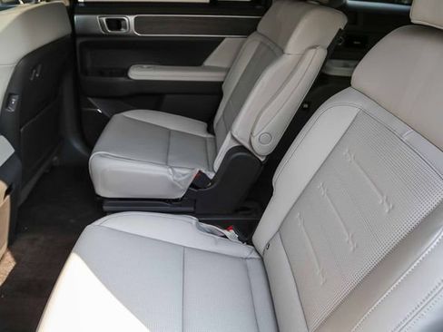 New 2026 Hyundai Santa Fe Limited image 18