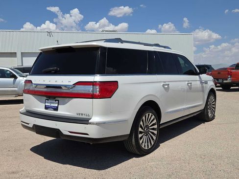 Used 2019 Lincoln Navigator L Reserve AWD/4WD image 8