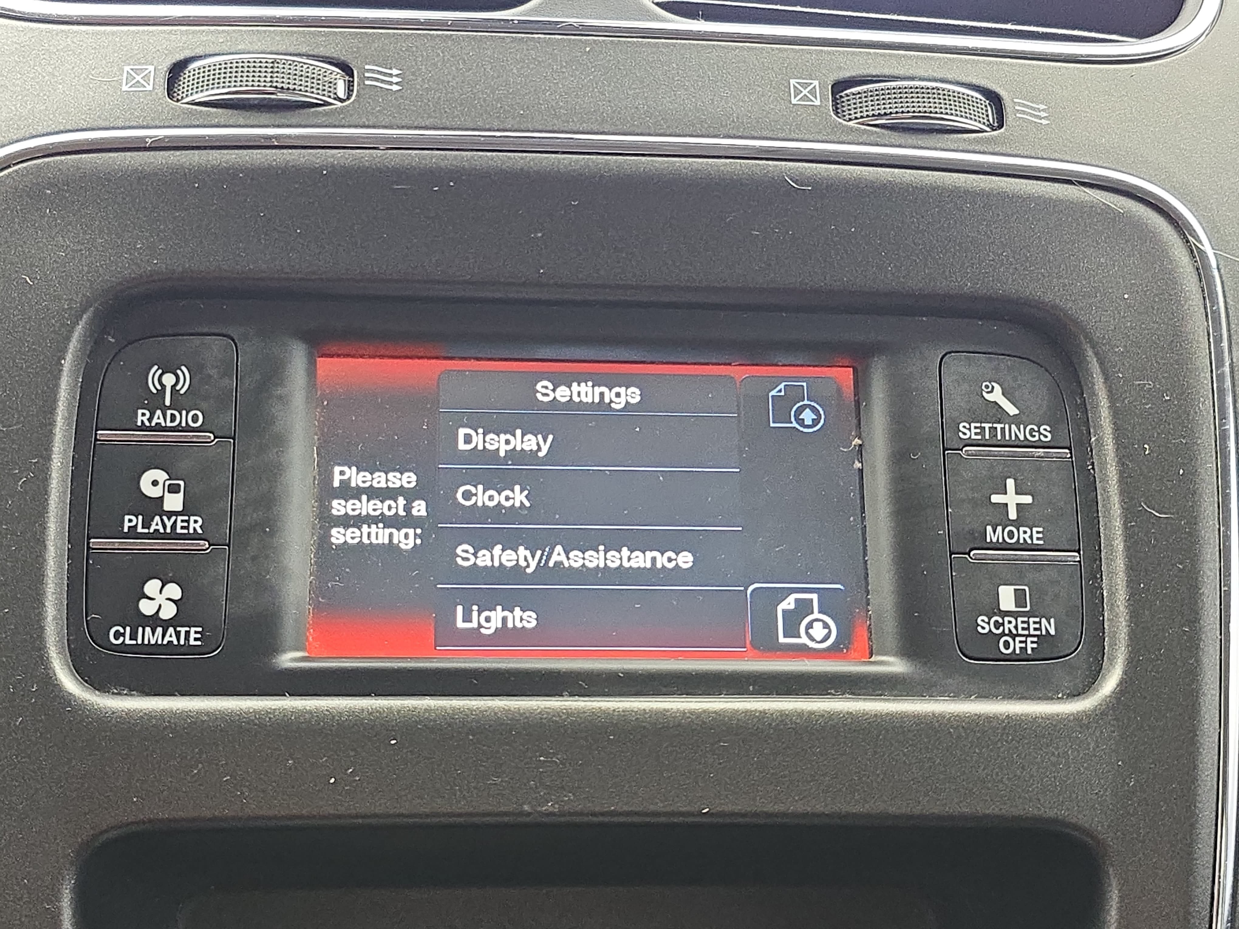 Used 2020 Dodge Journey SE FWD image 21