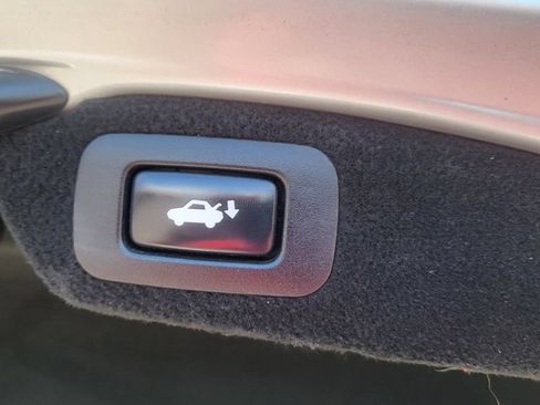 Used 2009 Lexus LS 460 AWD image 13