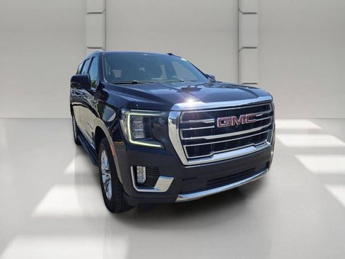 Used 2022 GMC Yukon SLT w/ SLT Luxury Package RWD image 3