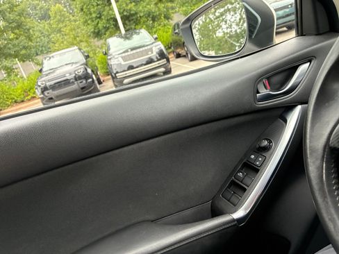 Used 2016 MAZDA CX-5 Touring FWD image 32